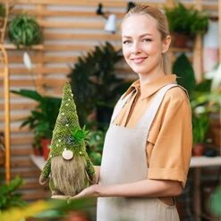 ZTML MS Succulents Air Plants Gnomes, 2Pcs Mr And Mrs Handmade Green Plants Gnomes Plush With Slender Leaves For Plant Stand Indoor Decor, Swedish Plush For Summer Living Room Office Desk Decor -Green Leaf Store 51SWOYLljBL